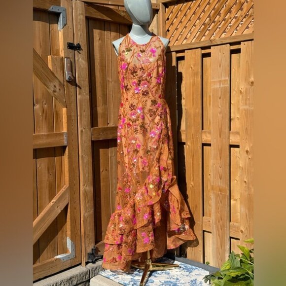 🆕 BRONX & BANCO🧿 NWOT Sicilia Coral Sequin Fluted Hem Maxi Dress, Sz L US 8 - Picture 2 of 14